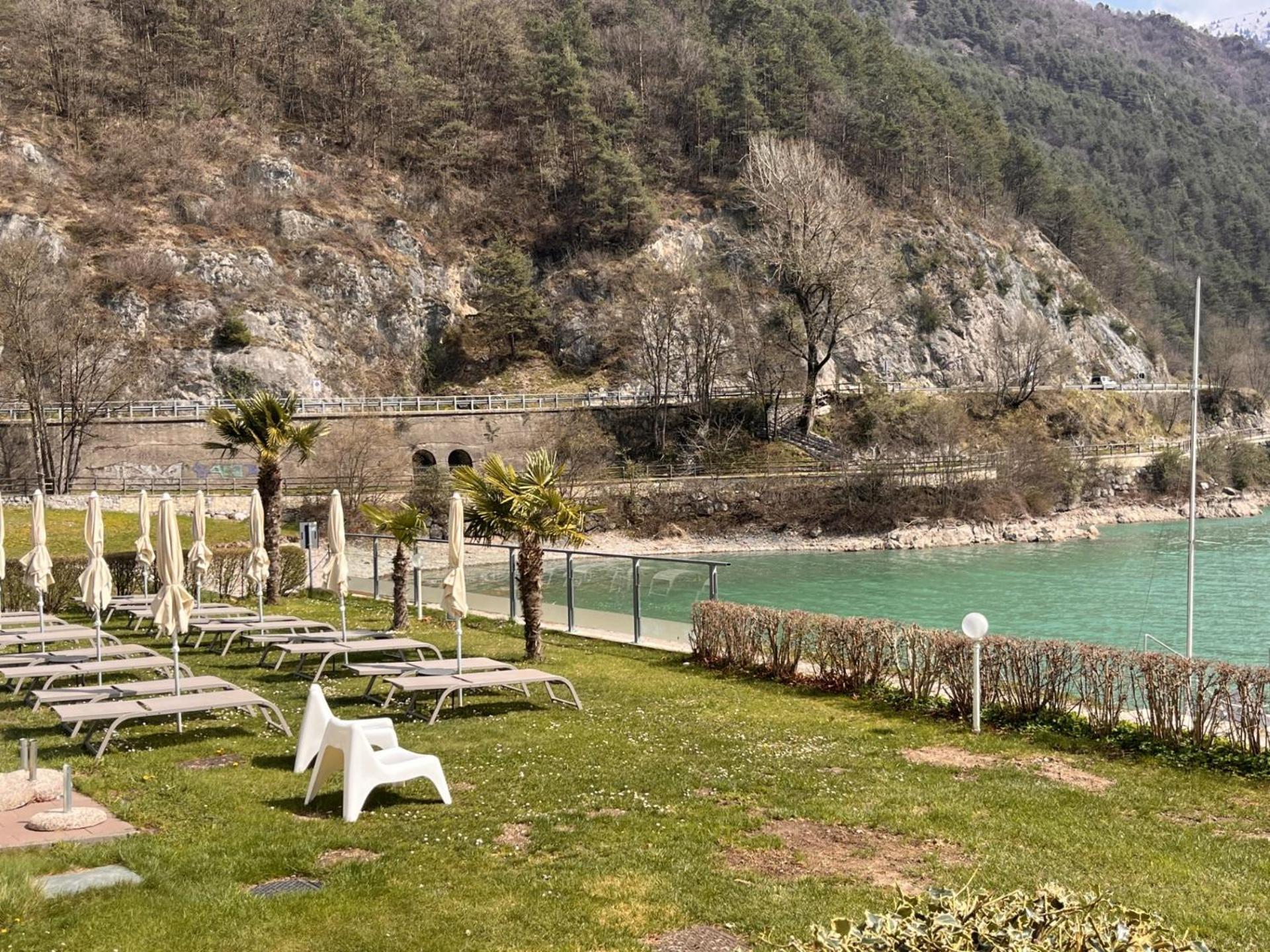 Hotel Lido Pieve Di Ledro Exteriör bild